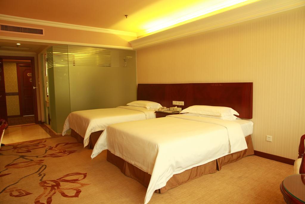 Vienna Hotel Beijing Room photo