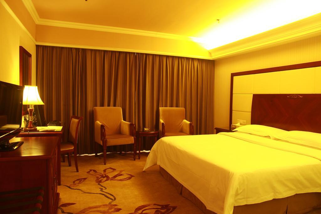 Vienna Hotel Beijing Room photo