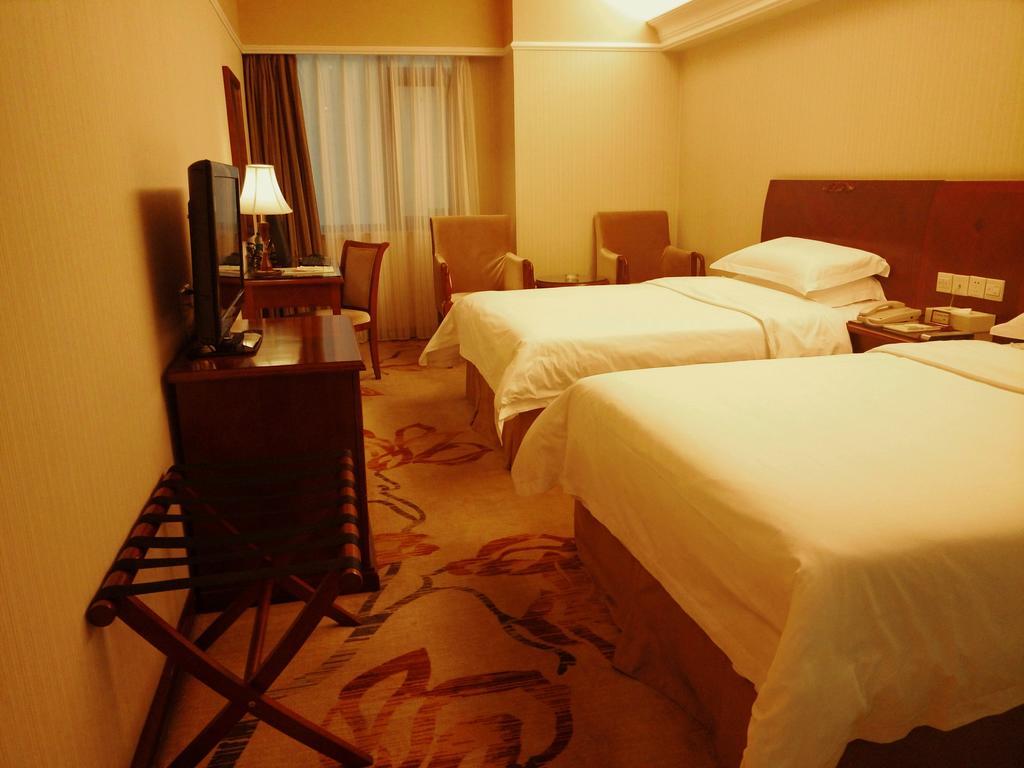 Vienna Hotel Beijing Room photo