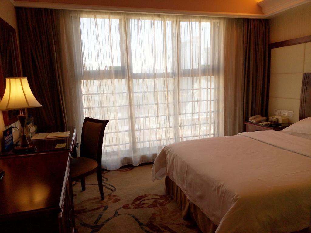 Vienna Hotel Beijing Exterior photo