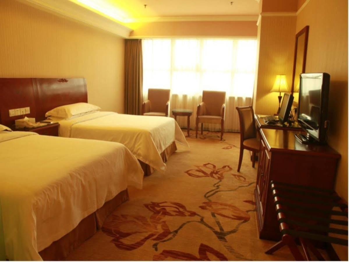 Vienna Hotel Beijing Exterior photo